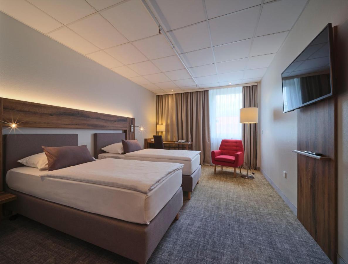 Best Western Hotel Prisma Ноймюнстер Экстерьер фото