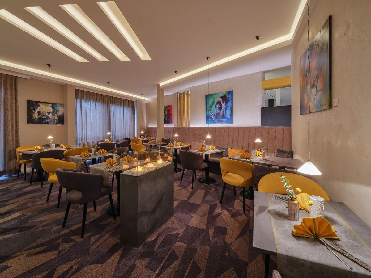 Best Western Hotel Prisma Ноймюнстер Экстерьер фото