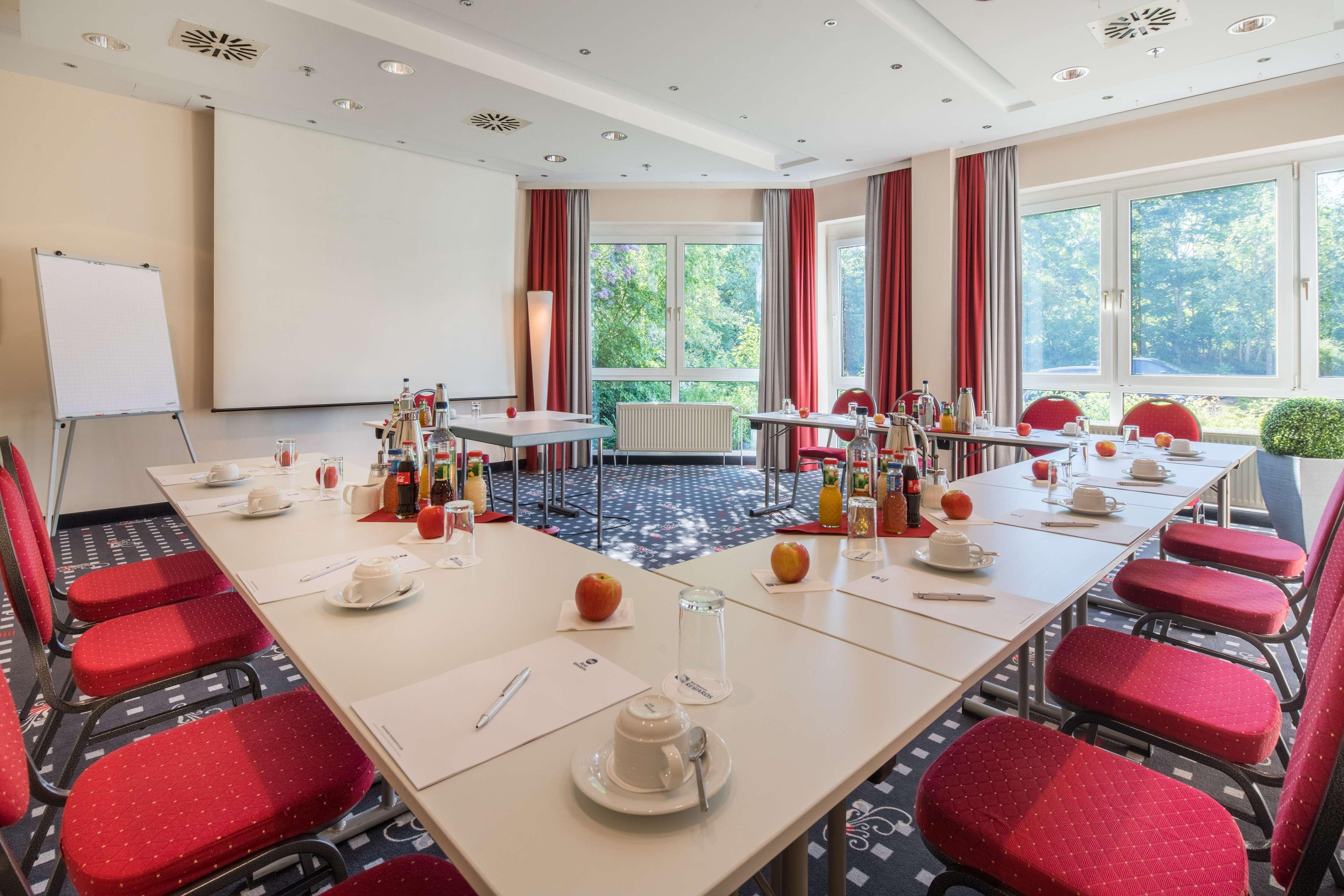 Best Western Hotel Prisma Ноймюнстер Экстерьер фото
