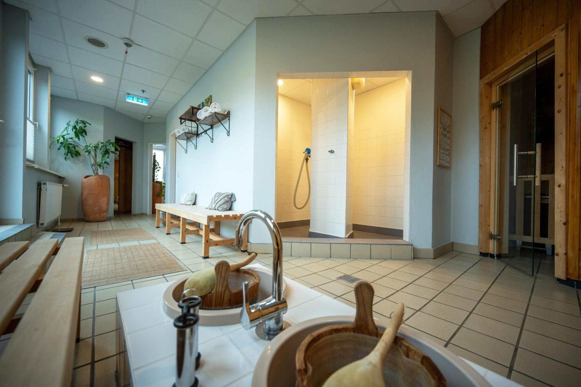 Best Western Hotel Prisma Ноймюнстер Экстерьер фото
